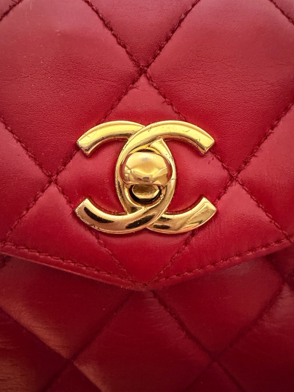 Chanel Belt Bag Vintage in Rouge